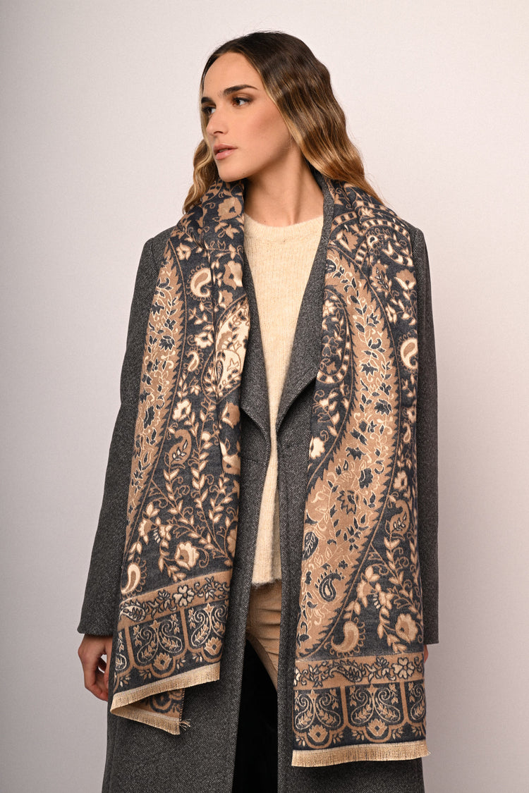 Ethnic motif jacquard scarf