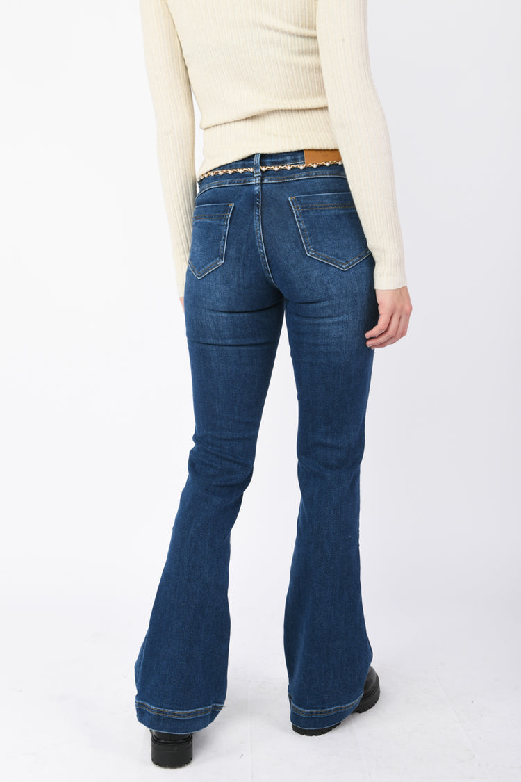 Jewel-belt jeans