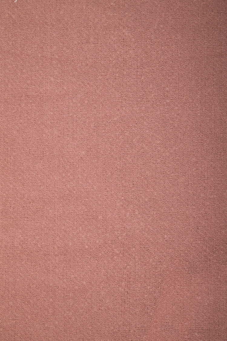 Scalloped edges scarf