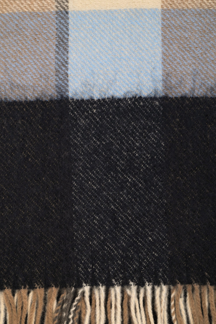 Check motif scarf