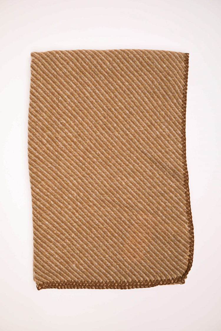 Diagonal ribs scarf
