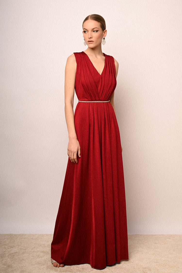 Jewel-belt pleated long dress