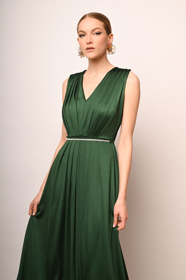 Jewel-belt pleated long dress