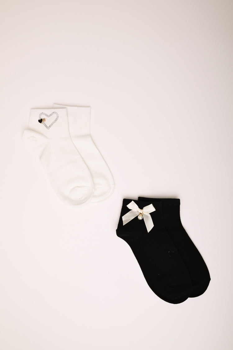Set of two pairs of bow and heart socks