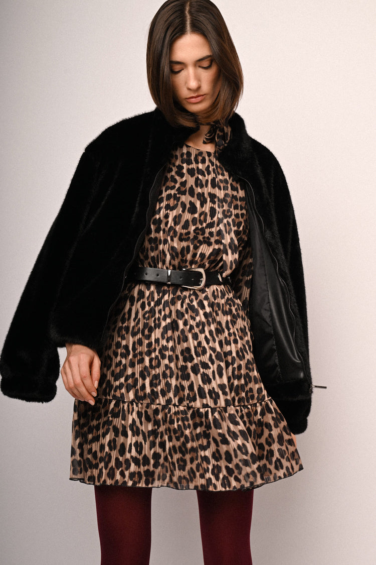 Zip-up faux fur jacket