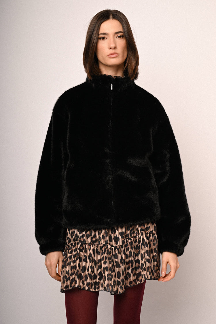 Zip-up faux fur jacket