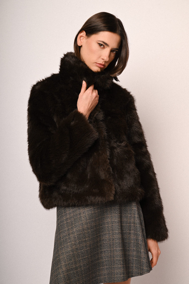 Faux fur short jacket