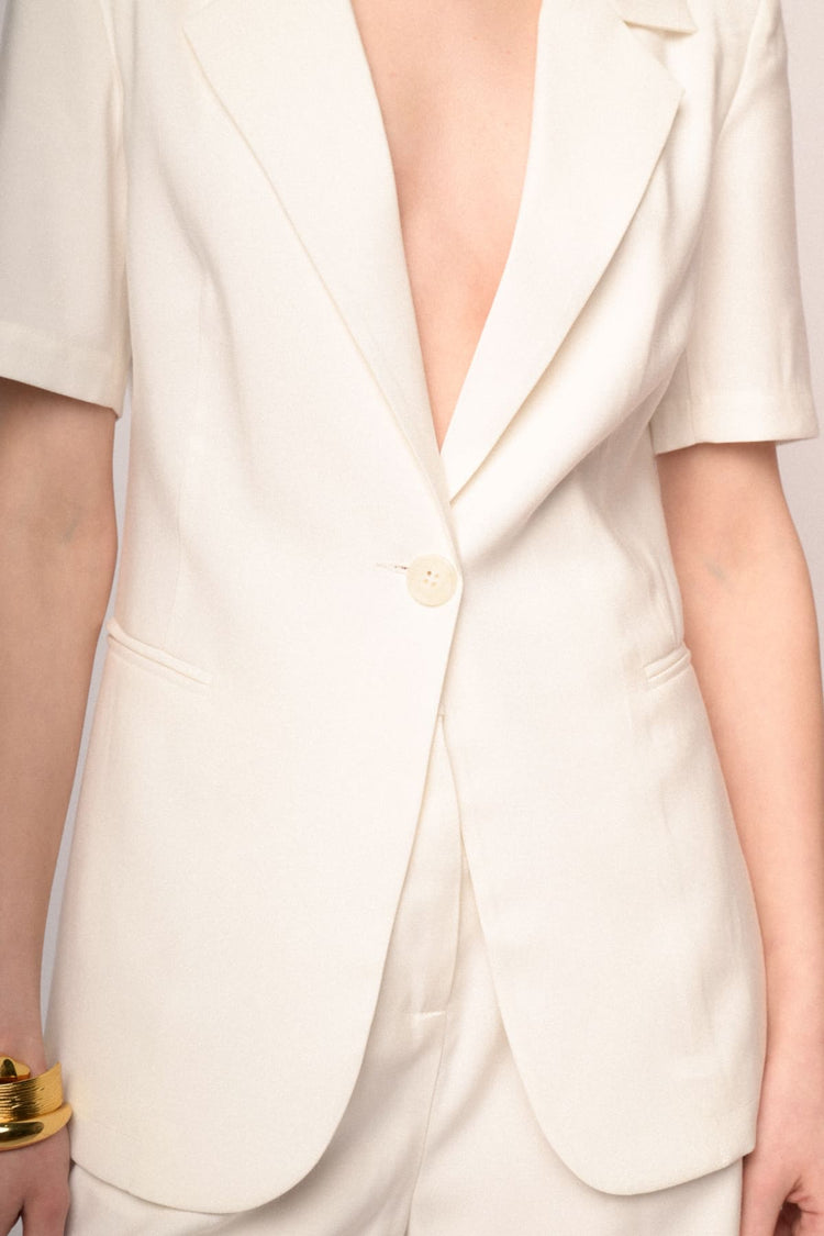 White viscose half-sleeved blazer