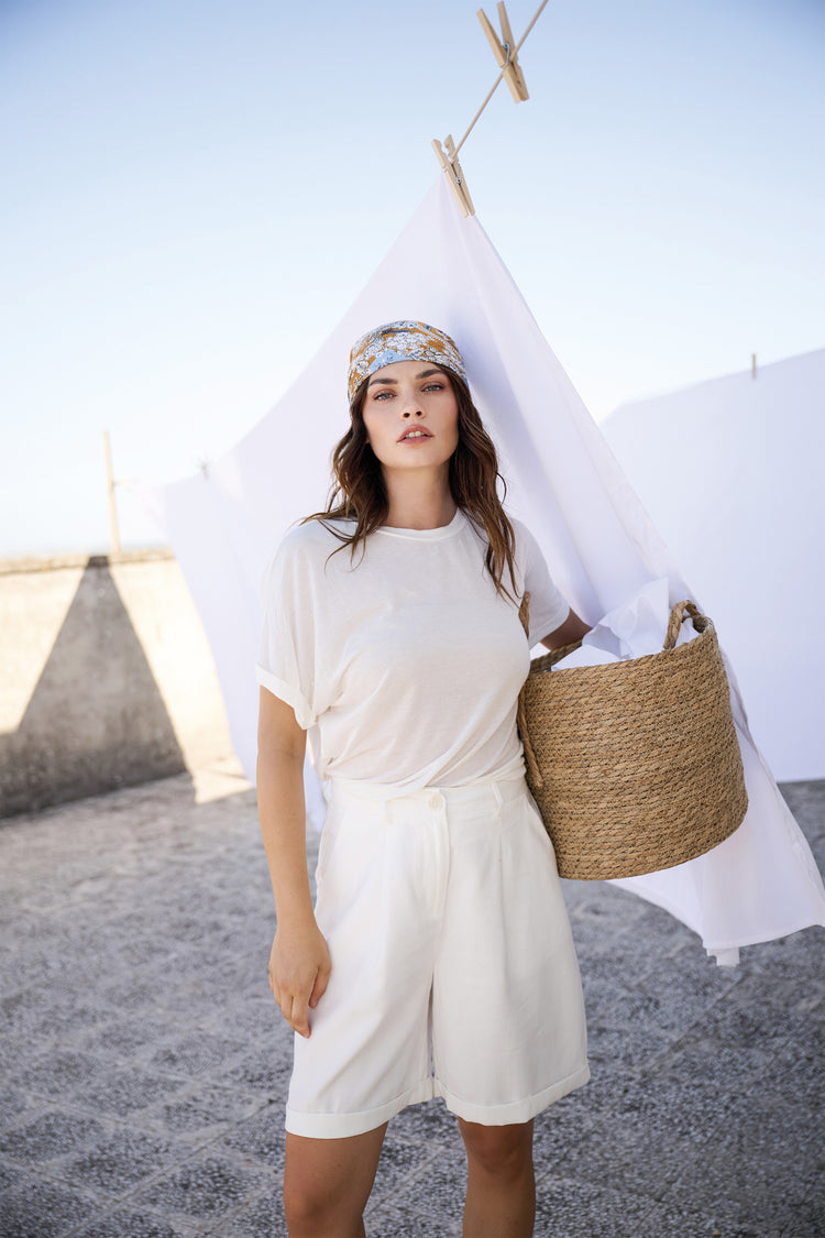 White Bermuda shorts