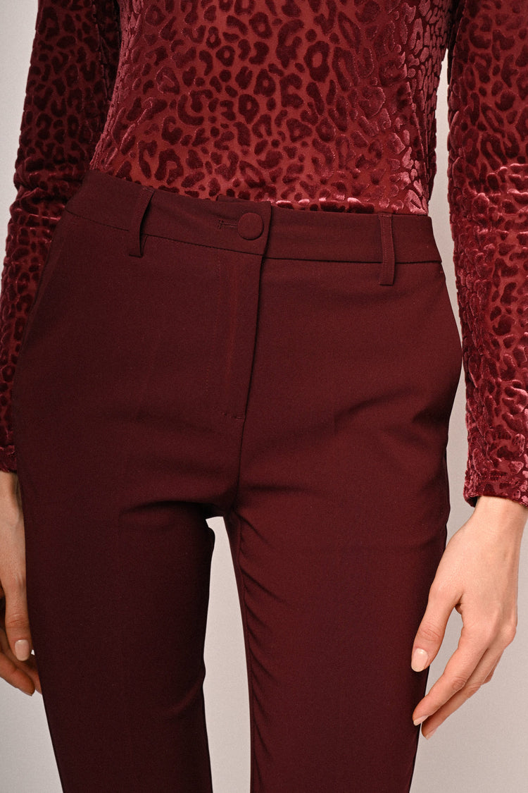 Slim-fit basic trousers