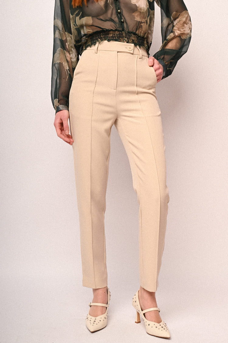 Topstitching slim-fit trousers