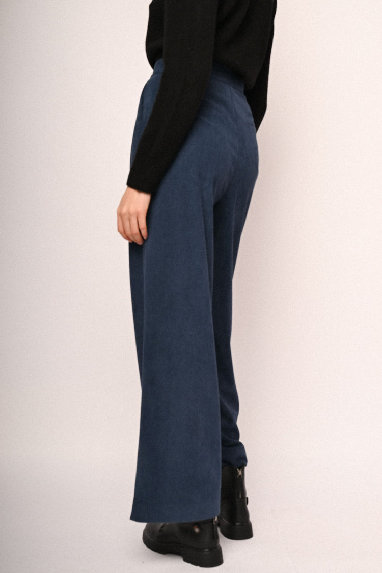 Corduroy wide-leg trousers