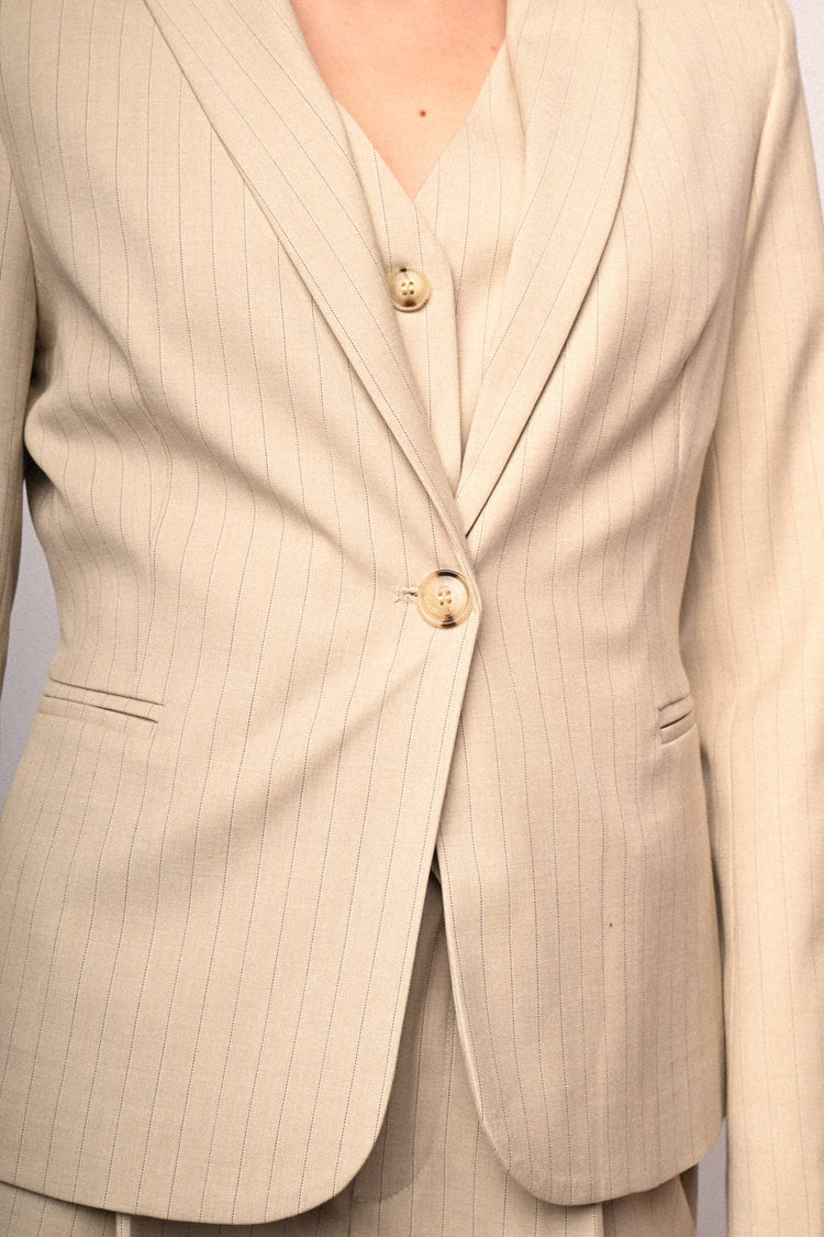 Beige pinstriped single-breasted blazer