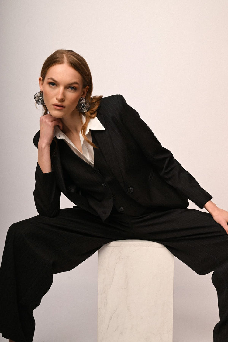 Black pinstriped single-breasted blazer
