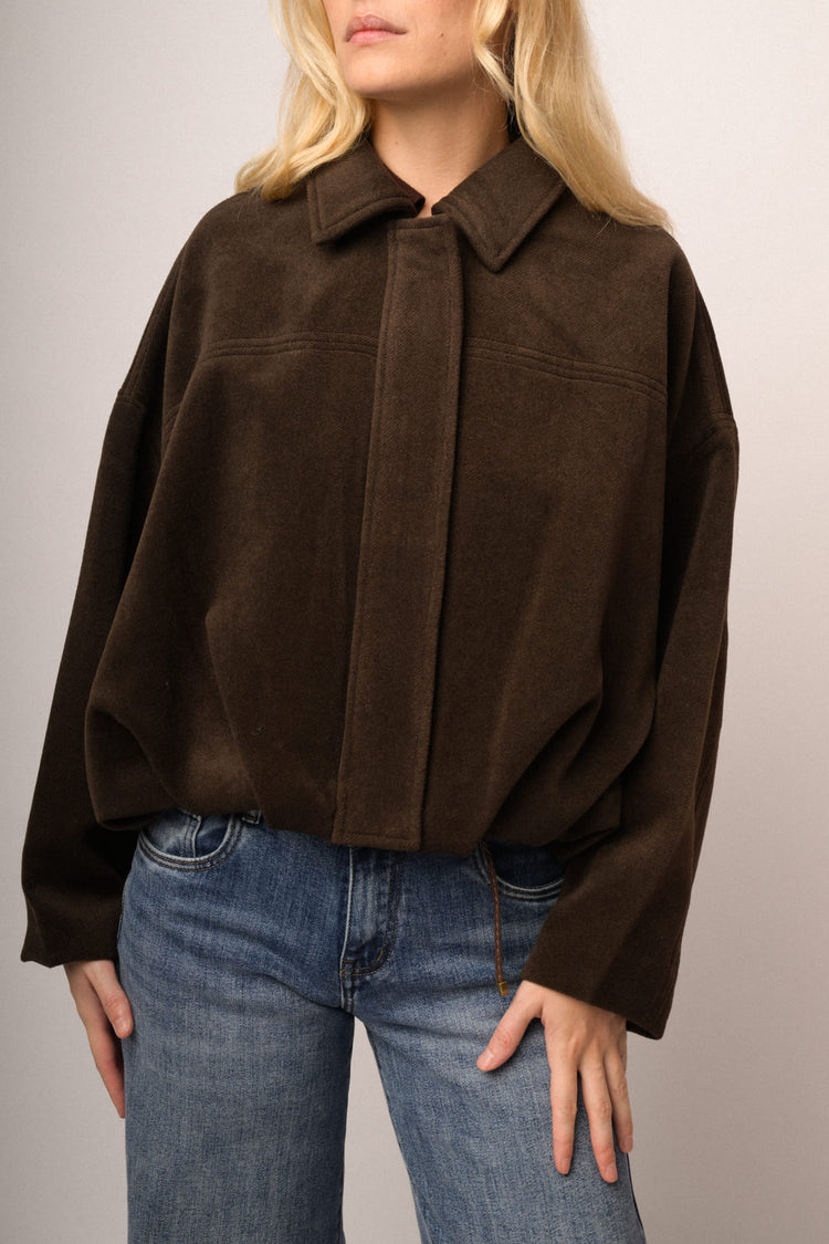 Cappotto corto arricciato