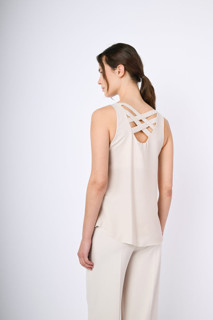 Back crossed straps top