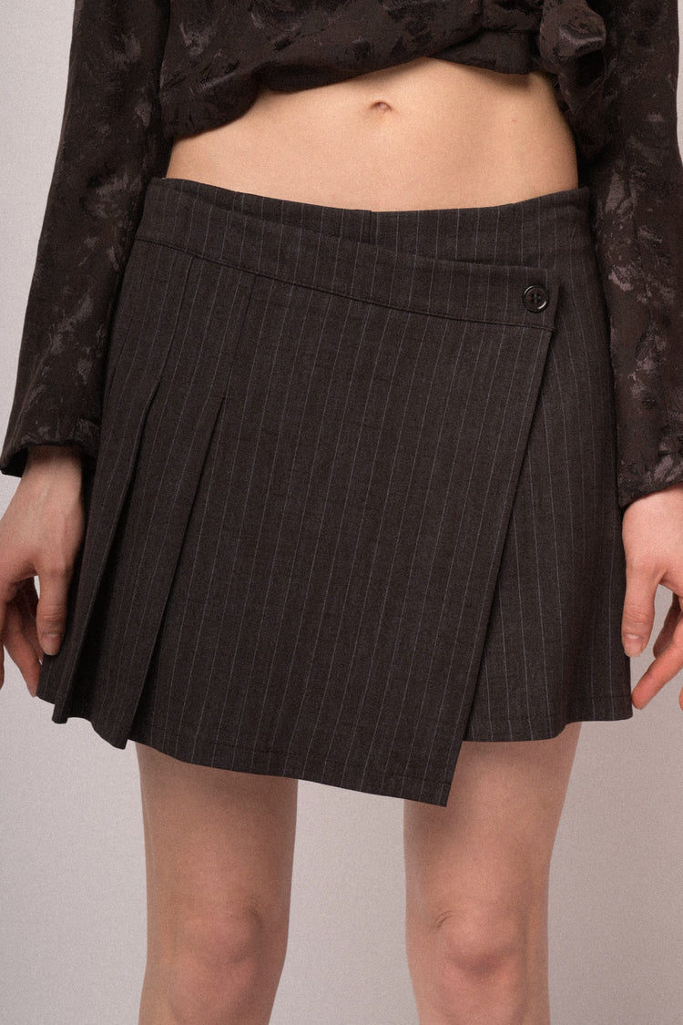 Pinstriped motif skort