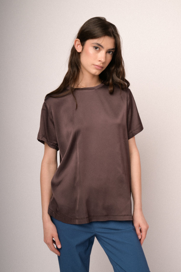 Chocolate satin viscose t-shirt