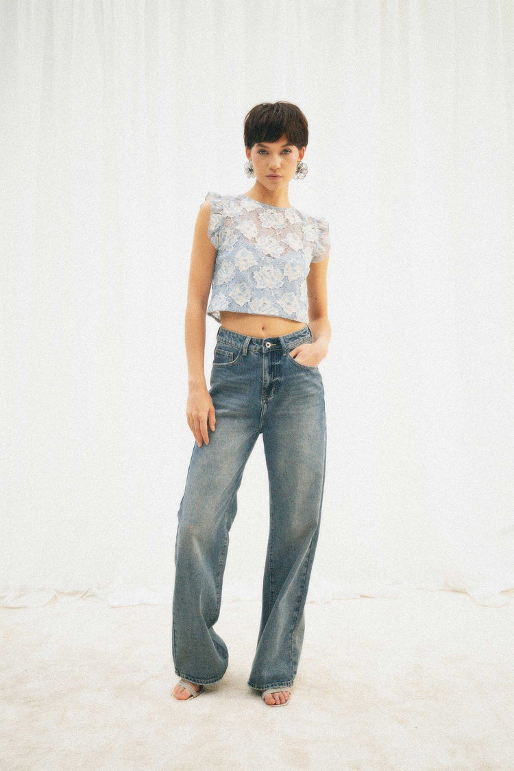 Lace cropped top