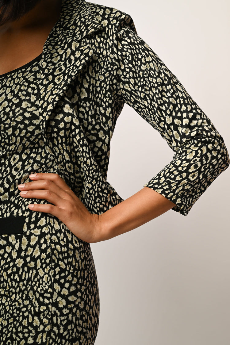Animalier print cropped blazer