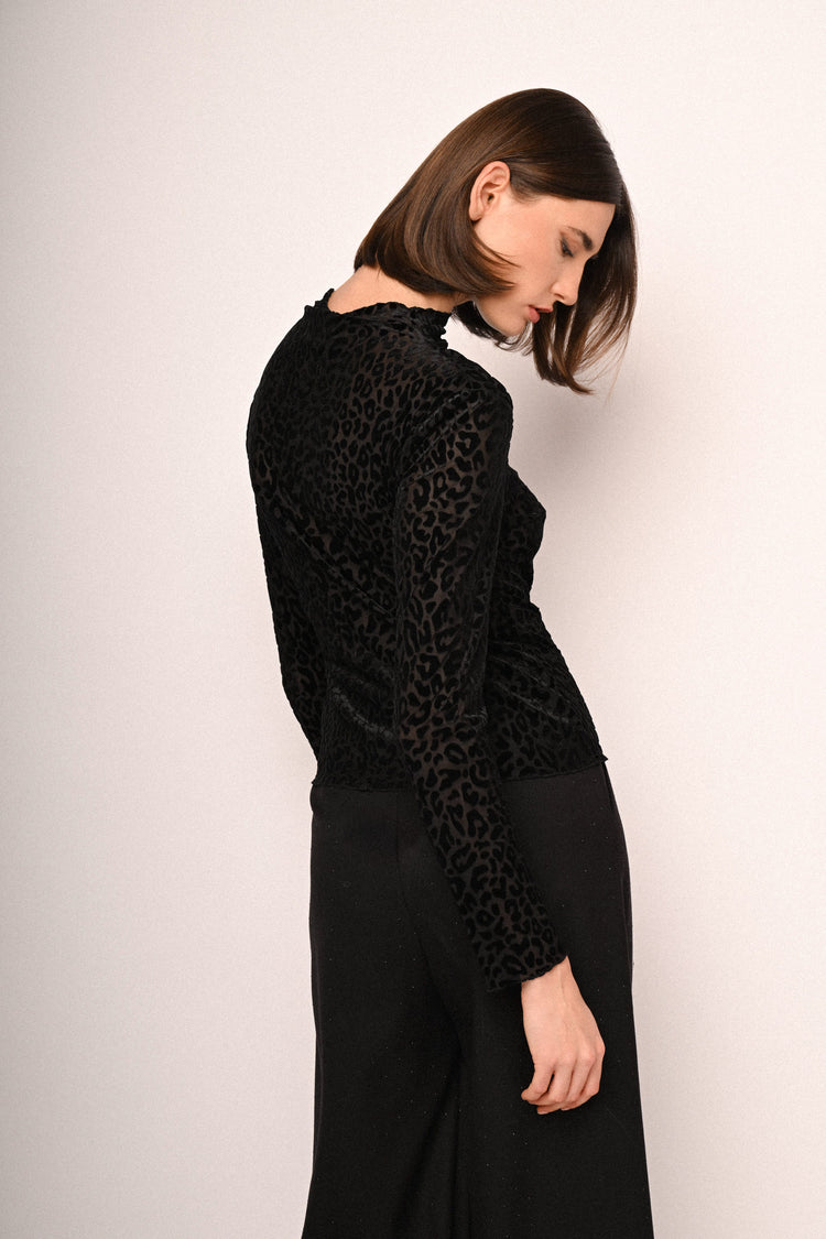 Leopard dévoré velvet top
