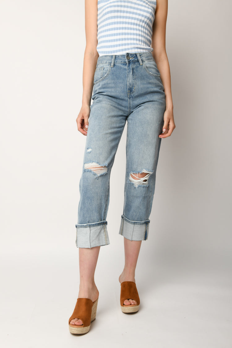 Jeans mum con strappi