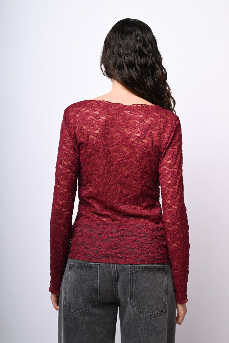 Boat neck lace top