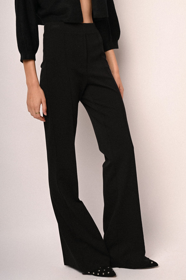 Ribbing flared trousers