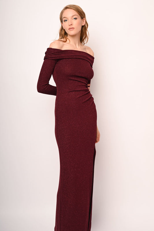 Off-the-shoulder long dress