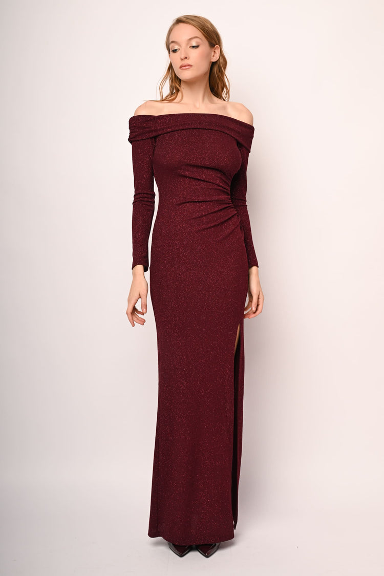 Off-the-shoulder long dress