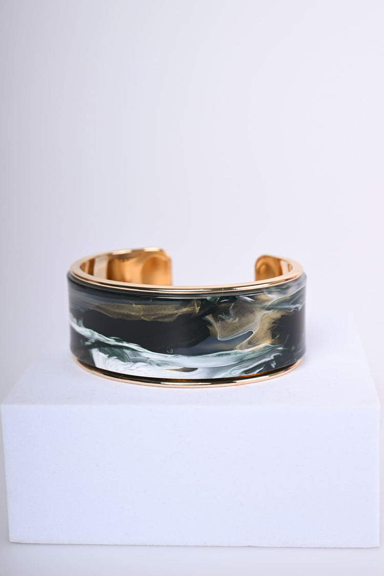 Marble effect rigid bracelet
