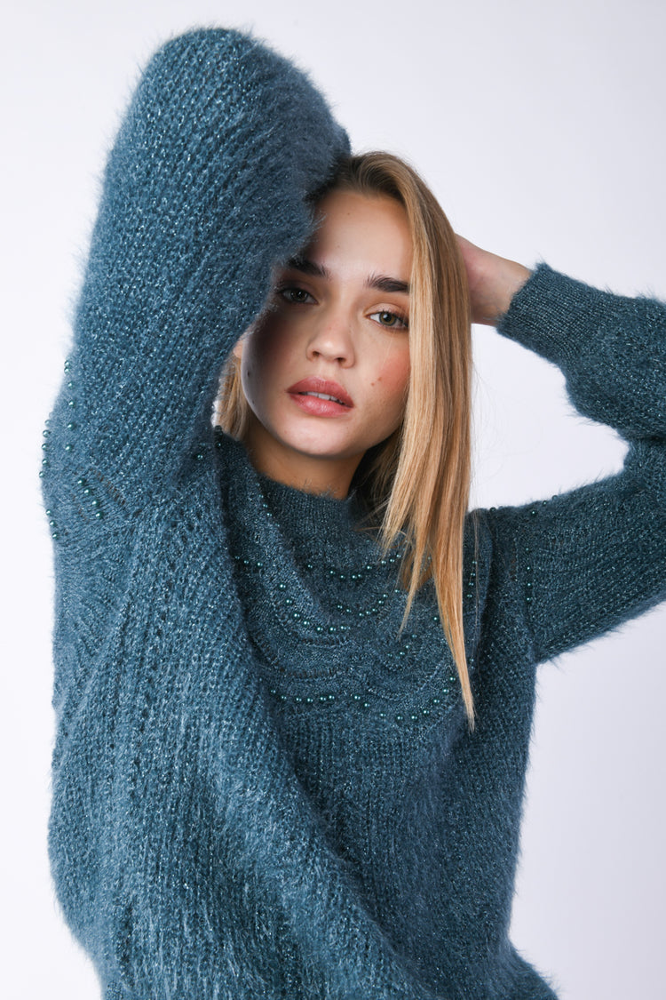 Beads perforated sweater