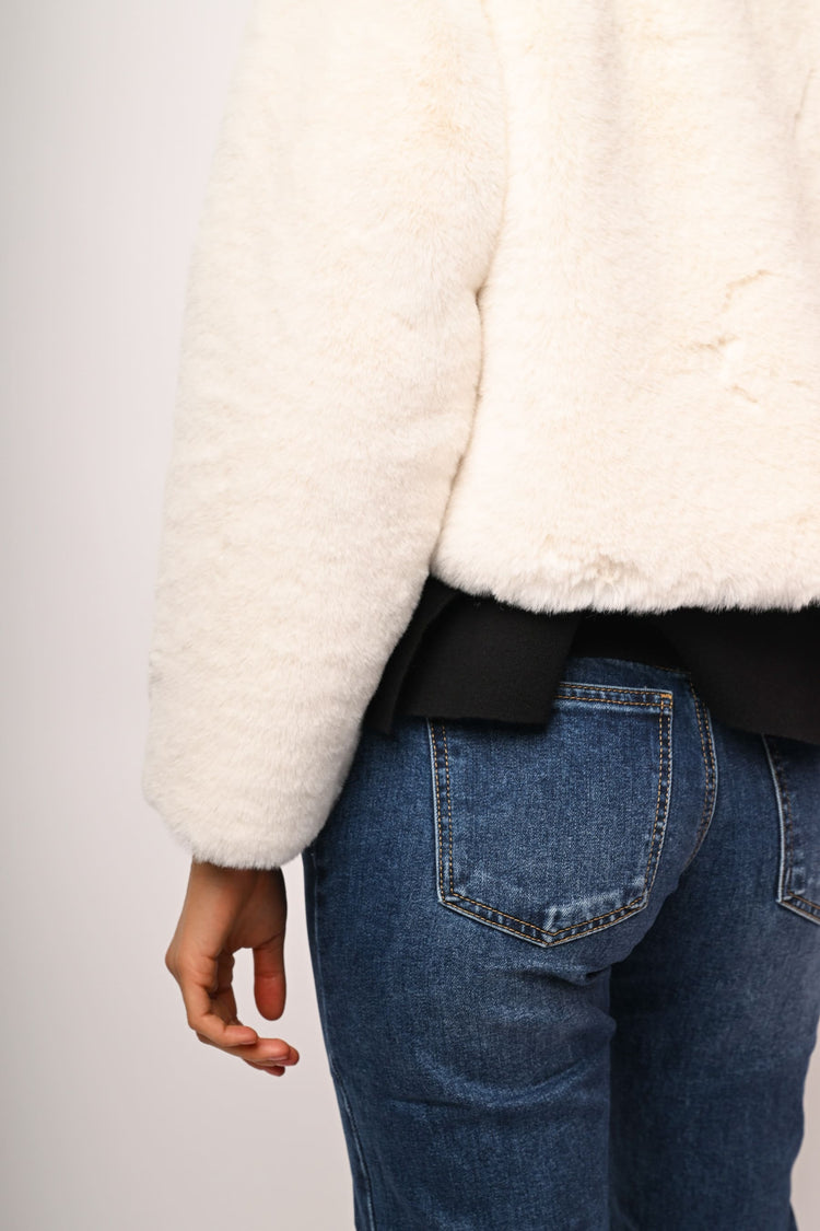 Faux fur short jacket