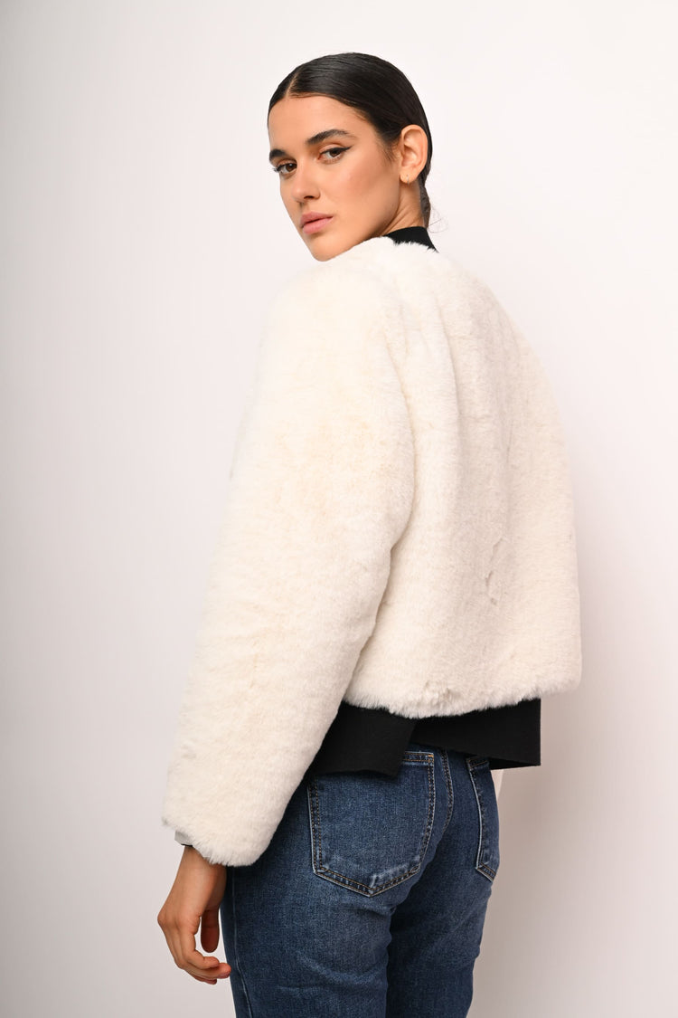 Faux fur short jacket