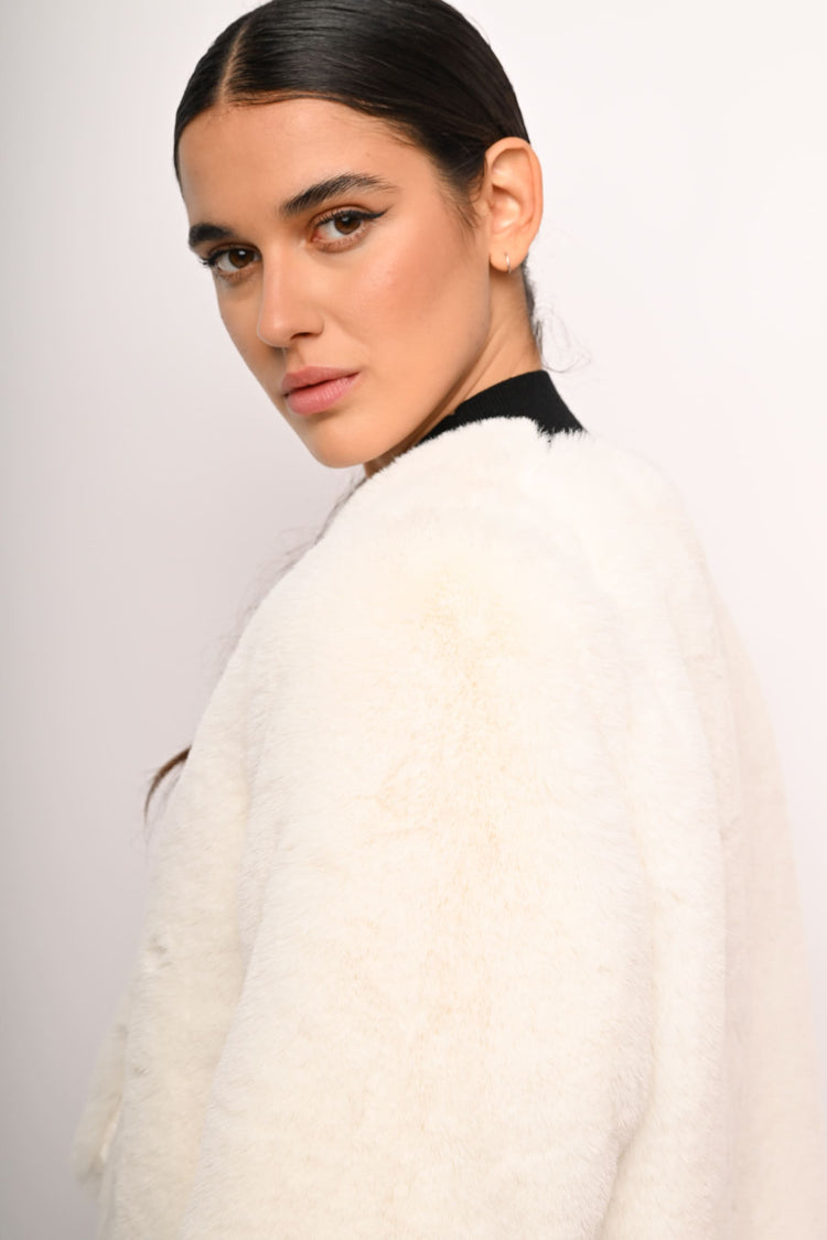 Faux fur short jacket