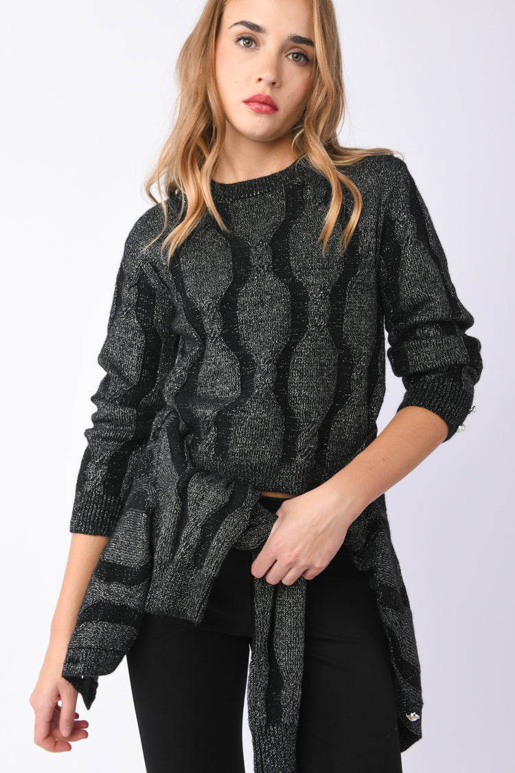 Cable-knit motif sweater