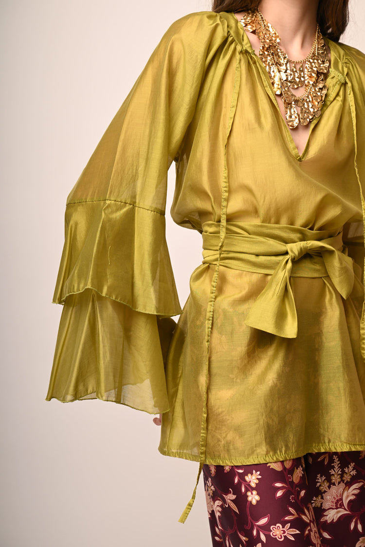 Ruffles muslin blouse