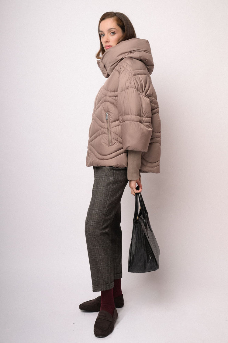 Taupe short puffer jacket with oversized collar