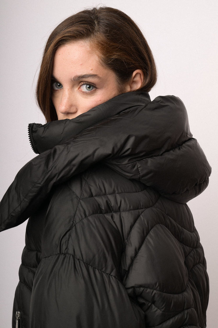 Black short puffer jacket with oversized collar