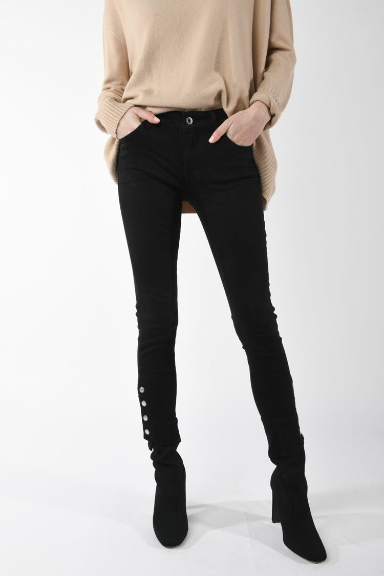 Button fly skinny jeans