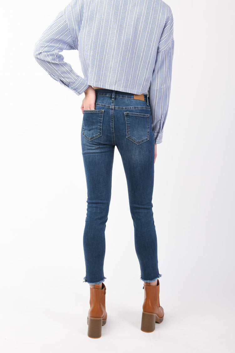 Jewel buttons skinny jeans