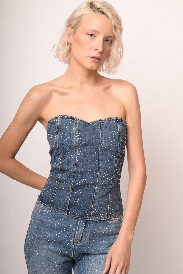 Top denim con strass