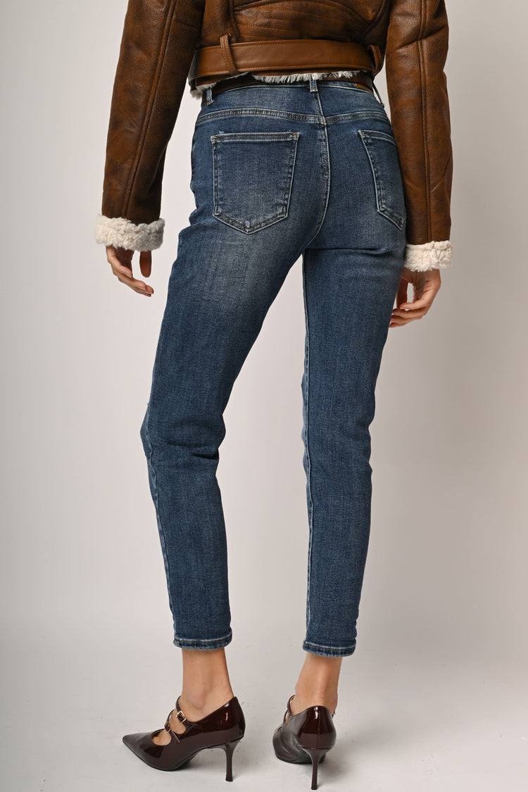 Belted slim-fit jeans