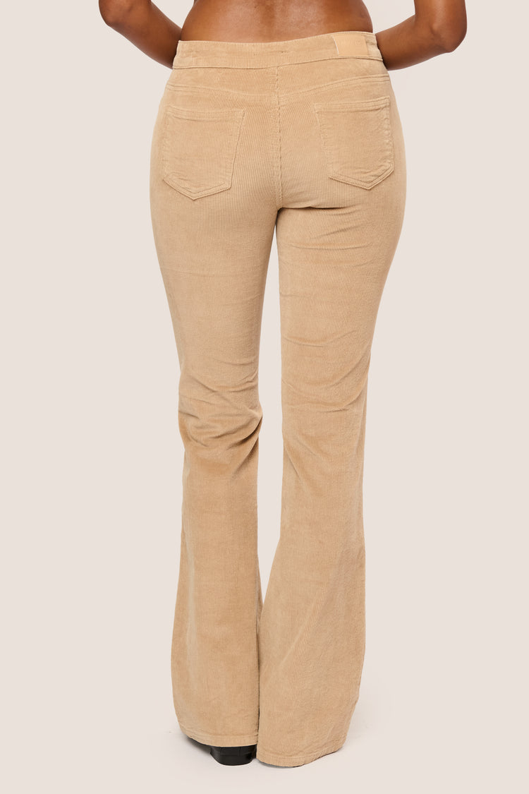 Pantaloni velluto a zampa