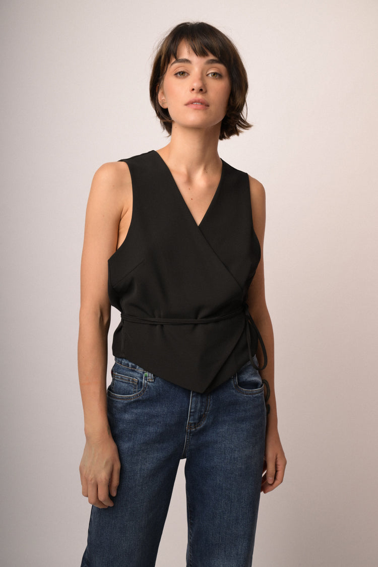 Top incrocio con laccio