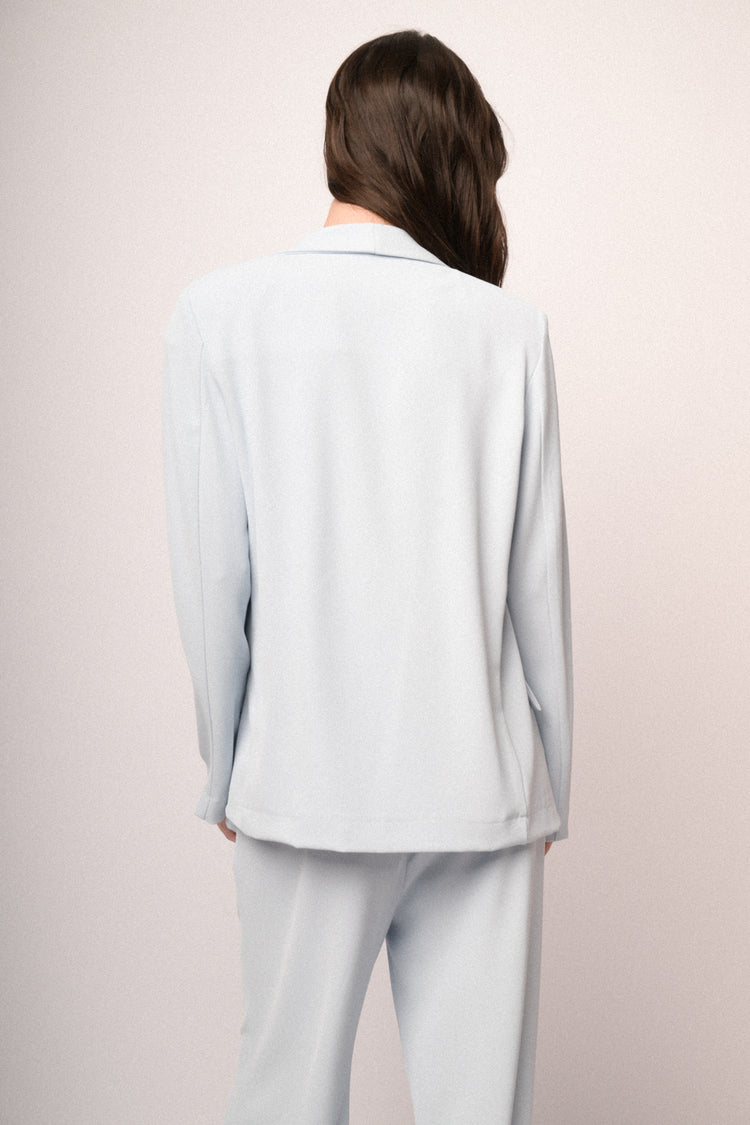 Sky blue shawl lapels fluid blazer