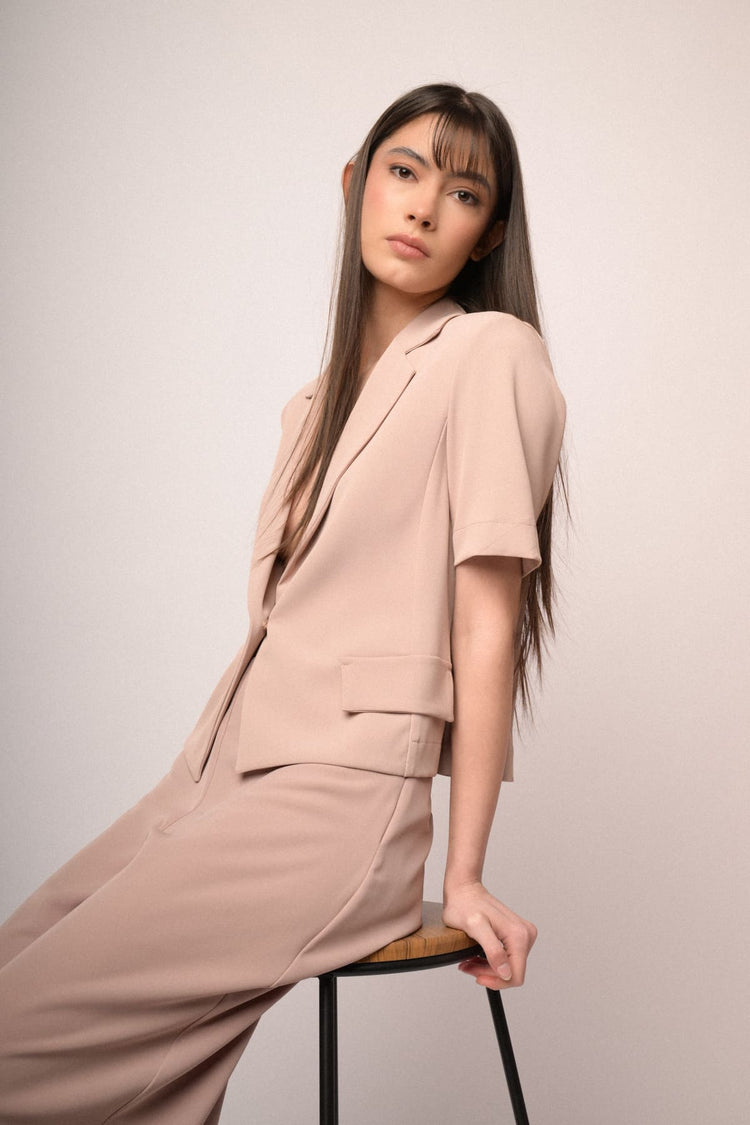 Baby rose fluid half-sleeved blazer