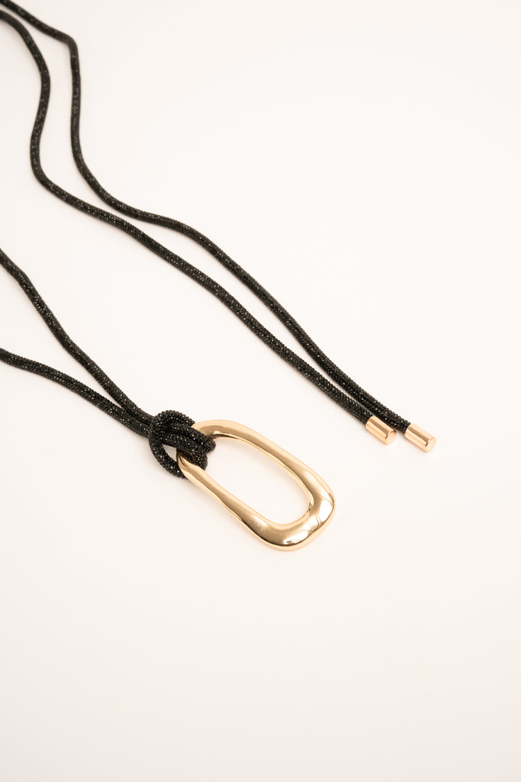 Black rhinestone-embellished thin ring belt