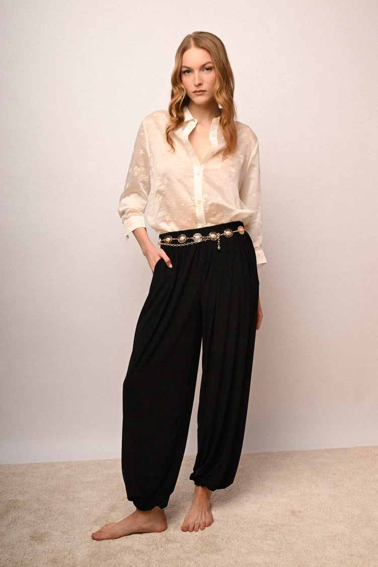 Side pockets harem pants
