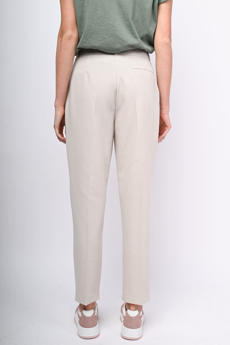 Pleated carrot-leg trousers